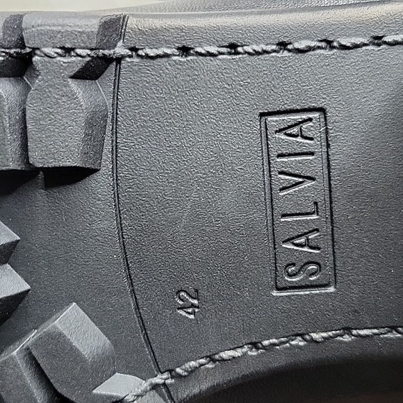 SALVIA Cable Sheep Nappa Black Ankle Buckle Booties Size 11.5 - Picture 8 of 13